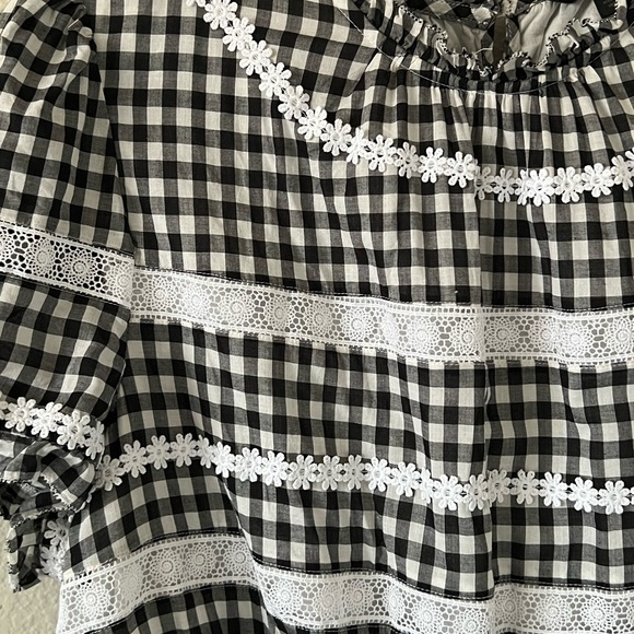 J. Crew Black Label Gingham & Daisy Appliqué Top - Picture 9 of 10